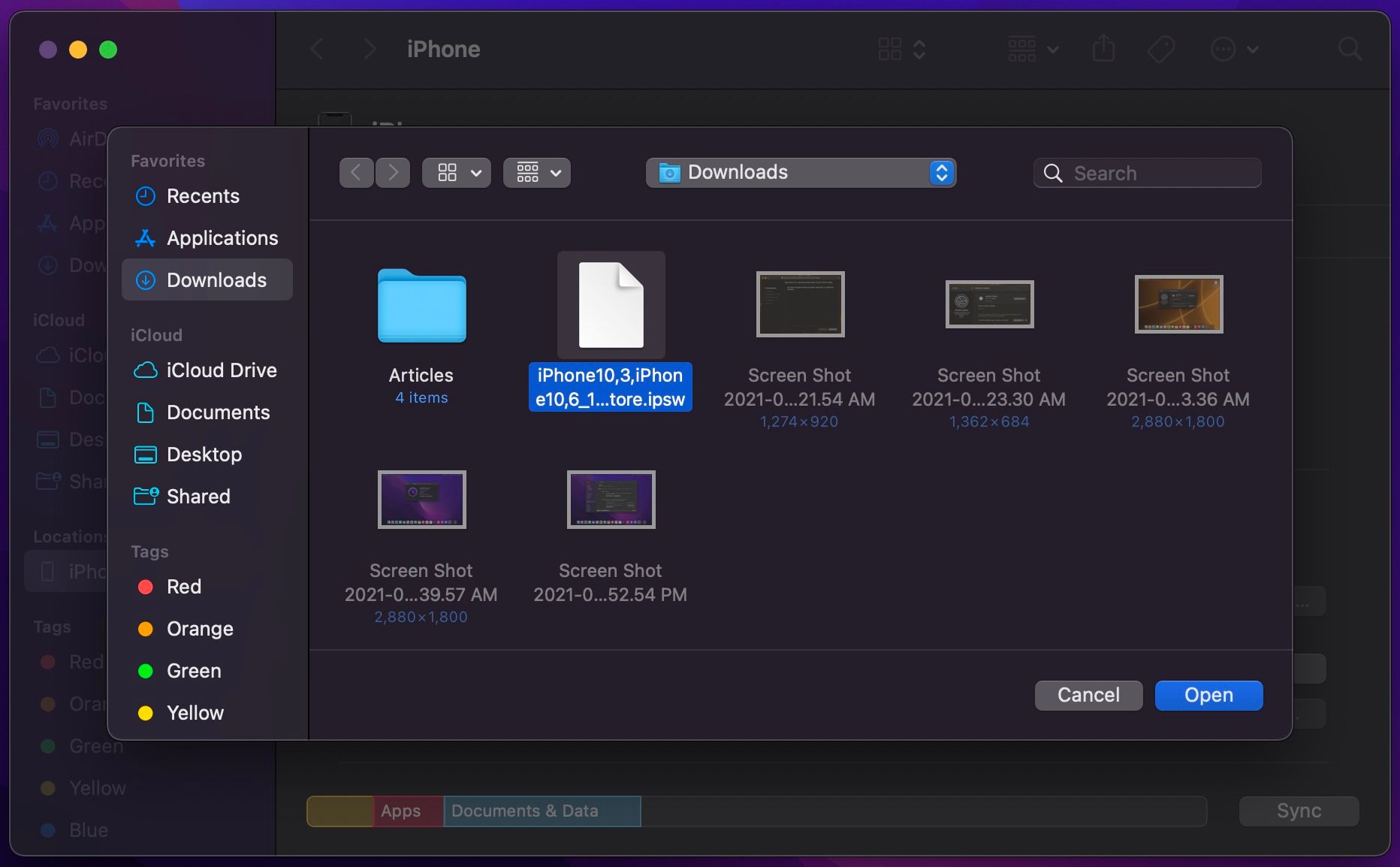 Memilih file IPSW untuk restorasi