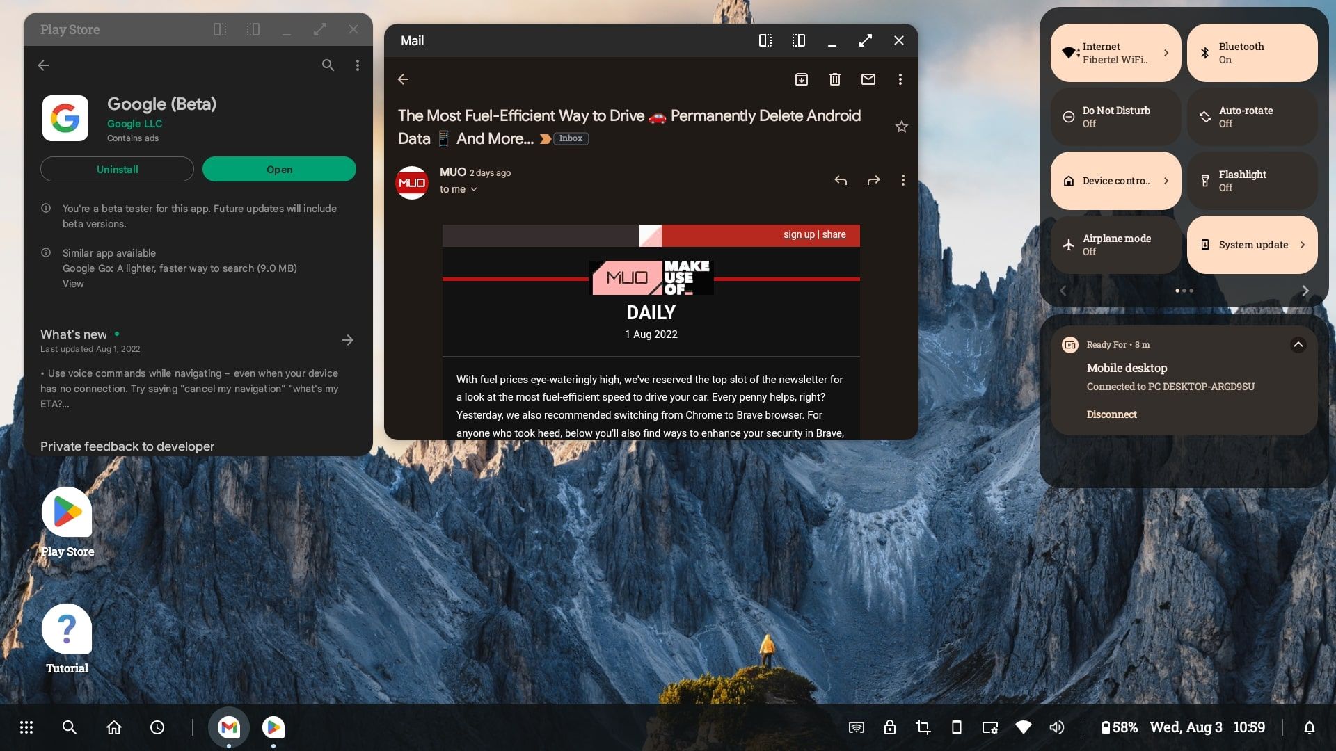 Layar komputer dengan dua jendela terbuka dan panel notifikasi ponsel terbuka